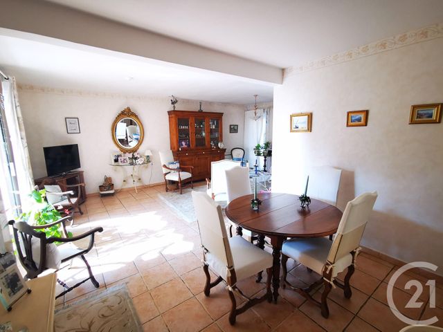Afficher la photo en grand Appartement T4 à vendre - 4 pièces - 77.12 m2 - TOULON - 83 - PROVENCE-ALPES-COTE-D-AZUR - Century 21 Ouest Immo