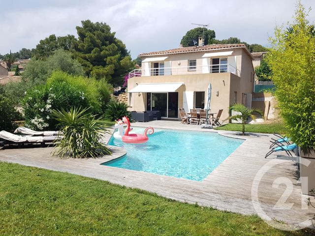 maison à vendre - 5 pièces - 132.99 m2 - CARQUEIRANNE - 83 - PROVENCE-ALPES-COTE-D-AZUR - Century 21 Ouest Immo maison à vendre - 5 pièces - 132.99 m2 - CARQUEIRANNE - 83 - PROVENCE-ALPES-COTE-D-AZUR - Century 21 Ouest Immo