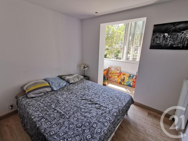 Afficher la photo en grand Appartement F4 à vendre - 4 pièces - 68.24 m2 - LA SEYNE SUR MER - 83 - PROVENCE-ALPES-COTE-D-AZUR - Century 21 Ouest Immo