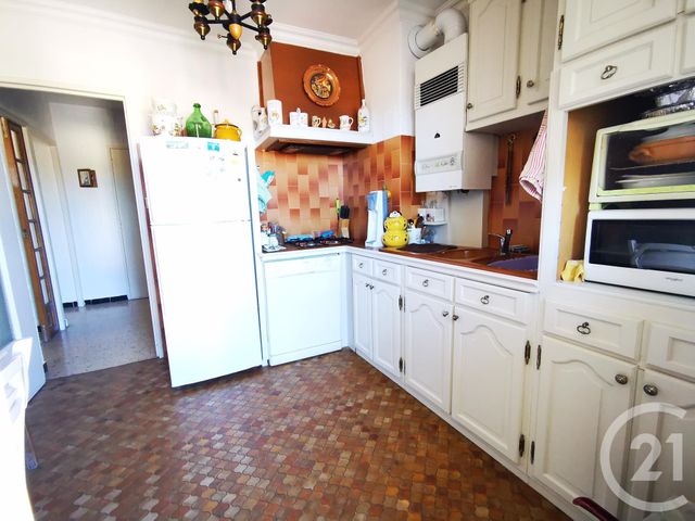 Afficher la photo en grand Appartement F4 à vendre - 4 pièces - 77.44 m2 - OLLIOULES - 83 - PROVENCE-ALPES-COTE-D-AZUR - Century 21 Ouest Immo