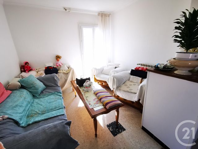 Afficher la photo en grand Appartement F4 à vendre - 4 pièces - 77.44 m2 - OLLIOULES - 83 - PROVENCE-ALPES-COTE-D-AZUR - Century 21 Ouest Immo