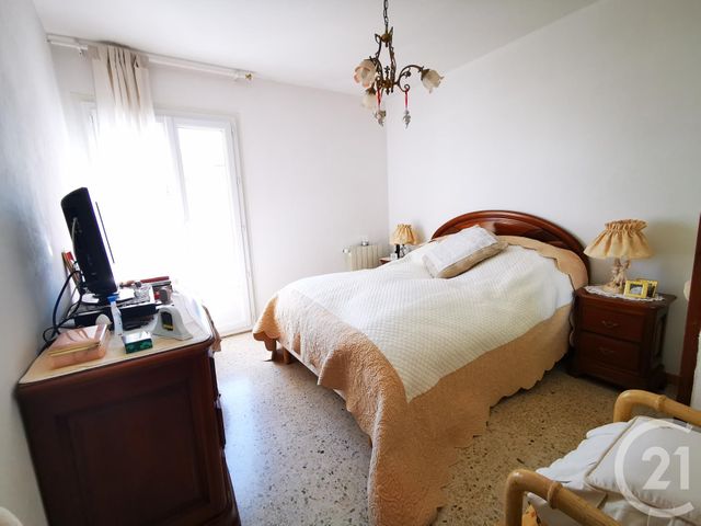 Afficher la photo en grand Appartement F4 à vendre - 4 pièces - 77.44 m2 - OLLIOULES - 83 - PROVENCE-ALPES-COTE-D-AZUR - Century 21 Ouest Immo