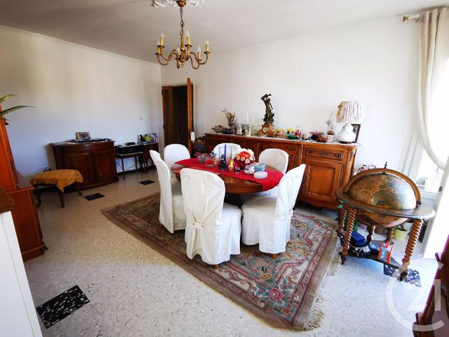 Afficher la photo en grand Appartement F4 à vendre - 4 pièces - 77.44 m2 - OLLIOULES - 83 - PROVENCE-ALPES-COTE-D-AZUR - Century 21 Ouest Immo