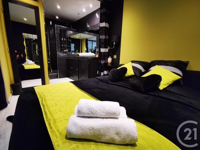 Afficher la photo en grand Appartement Loft à vendre - 2 pièces - 49.05 m2 - TOULON - 83 - PROVENCE-ALPES-COTE-D-AZUR - Century 21 Ouest Immo