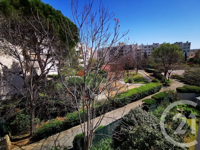 Afficher la photo en grand Appartement F3 à vendre - 4 pièces - 80.0 m2 - TOULON - 83 - PROVENCE-ALPES-COTE-D-AZUR - Century 21 Ouest Immo