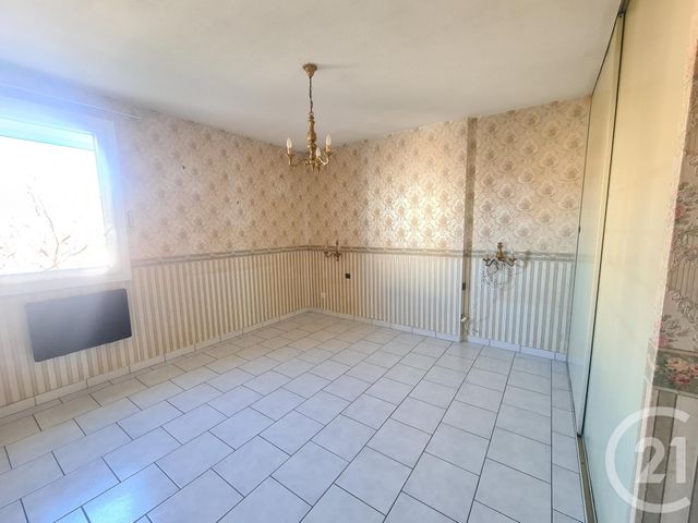Afficher la photo en grand Appartement F3 à vendre - 4 pièces - 80.0 m2 - TOULON - 83 - PROVENCE-ALPES-COTE-D-AZUR - Century 21 Ouest Immo