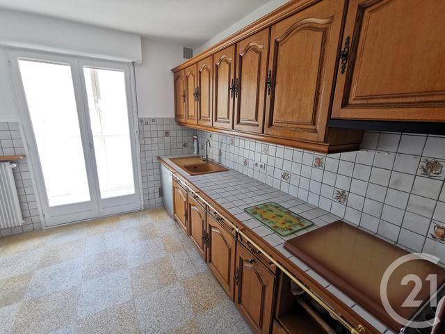Afficher la photo en grand Appartement T3 à vendre - 3 pièces - 68.54 m2 - TOULON - 83 - PROVENCE-ALPES-COTE-D-AZUR - Century 21 Ouest Immo