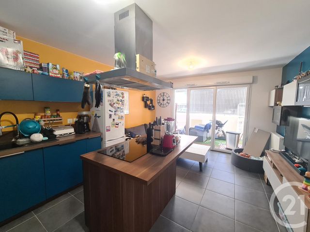 Afficher la photo en grand Appartement F2 à vendre - 2 pièces - 39.1 m2 - LA SEYNE SUR MER - 83 - PROVENCE-ALPES-COTE-D-AZUR - Century 21 Ouest Immo