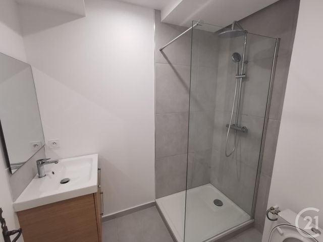 Appartement F4 à vendre - 4 pièces - 88.0 m2 - TOULON - 83 - PROVENCE-ALPES-COTE-D-AZUR - Century 21 Ouest Immo Appartement F4 à vendre - 4 pièces - 88.0 m2 - TOULON - 83 - PROVENCE-ALPES-COTE-D-AZUR - Century 21 Ouest Immo