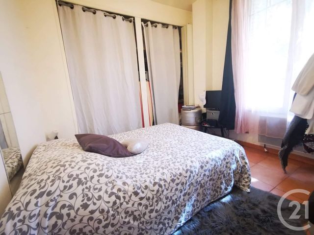 Appartement F3 à vendre - 3 pièces - 62.0 m2 - TOULON - 83 - PROVENCE-ALPES-COTE-D-AZUR - Century 21 Ouest Immo Appartement F3 à vendre - 3 pièces - 62.0 m2 - TOULON - 83 - PROVENCE-ALPES-COTE-D-AZUR - Century 21 Ouest Immo
