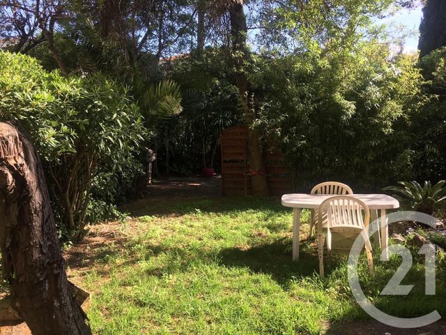 appartement à vendre - 2 pièces - 47.0 m2 - TOULON - 83 - PROVENCE-ALPES-COTE-D-AZUR - Century 21 Ouest Immo appartement à vendre - 2 pièces - 47.0 m2 - TOULON - 83 - PROVENCE-ALPES-COTE-D-AZUR - Century 21 Ouest Immo