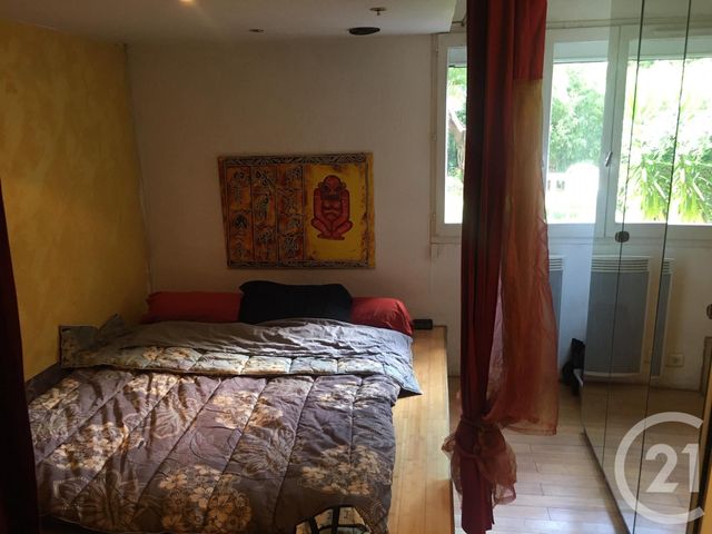 appartement à vendre - 2 pièces - 47.0 m2 - TOULON - 83 - PROVENCE-ALPES-COTE-D-AZUR - Century 21 Ouest Immo appartement à vendre - 2 pièces - 47.0 m2 - TOULON - 83 - PROVENCE-ALPES-COTE-D-AZUR - Century 21 Ouest Immo
