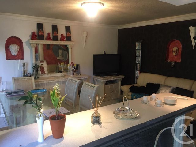 appartement à vendre - 2 pièces - 47.0 m2 - TOULON - 83 - PROVENCE-ALPES-COTE-D-AZUR - Century 21 Ouest Immo appartement à vendre - 2 pièces - 47.0 m2 - TOULON - 83 - PROVENCE-ALPES-COTE-D-AZUR - Century 21 Ouest Immo
