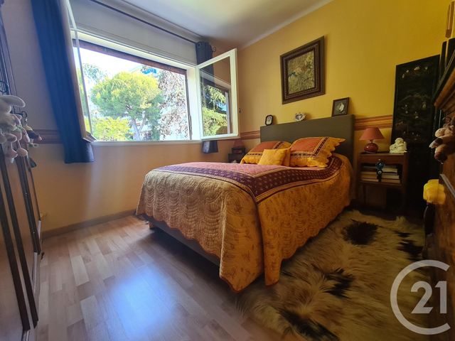 Afficher la photo en grand Appartement F4 à vendre - 4 pièces - 68.24 m2 - TOULON - 83 - PROVENCE-ALPES-COTE-D-AZUR - Century 21 Ouest Immo