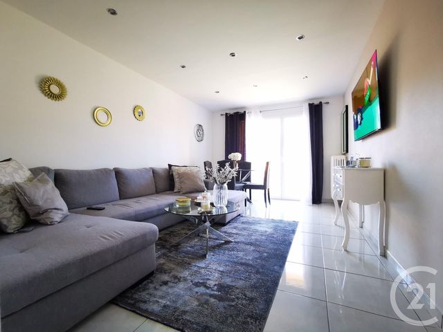 Appartement F3 à vendre - 3 pièces - 61.94 m2 - TOULON - 83 - PROVENCE-ALPES-COTE-D-AZUR - Century 21 Ouest Immo Appartement F3 à vendre - 3 pièces - 61.94 m2 - TOULON - 83 - PROVENCE-ALPES-COTE-D-AZUR - Century 21 Ouest Immo