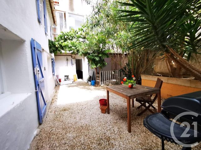 Afficher la photo en grand appartement à vendre - 2 pièces - 40.0 m2 - TOULON - 83 - PROVENCE-ALPES-COTE-D-AZUR - Century 21 Ouest Immo