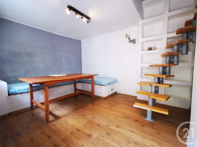 Afficher la photo en grand appartement à vendre - 2 pièces - 40.0 m2 - TOULON - 83 - PROVENCE-ALPES-COTE-D-AZUR - Century 21 Ouest Immo