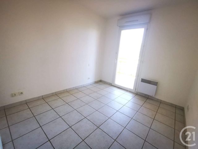 Appartement F3 à vendre - 3 pièces - 52.5 m2 - LA SEYNE SUR MER - 83 - PROVENCE-ALPES-COTE-D-AZUR - Century 21 Ouest Immo Appartement F3 à vendre - 3 pièces - 52.5 m2 - LA SEYNE SUR MER - 83 - PROVENCE-ALPES-COTE-D-AZUR - Century 21 Ouest Immo