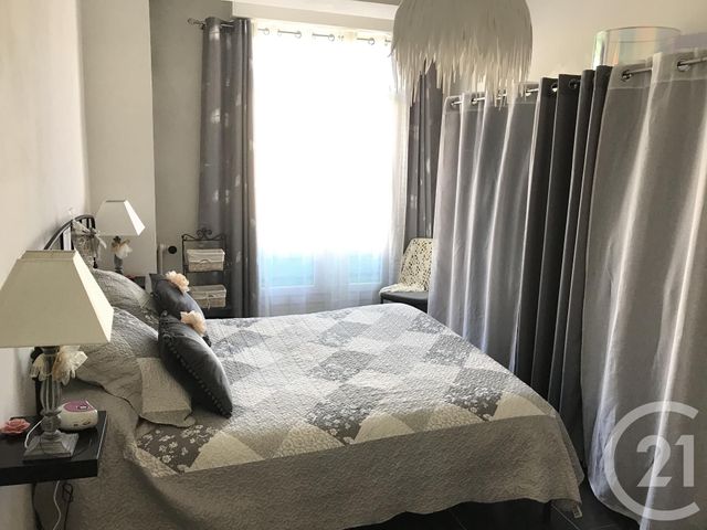 Appartement T3 à vendre - 3 pièces - 66.13 m2 - TOULON - 83 - PROVENCE-ALPES-COTE-D-AZUR - Century 21 Ouest Immo Appartement T3 à vendre - 3 pièces - 66.13 m2 - TOULON - 83 - PROVENCE-ALPES-COTE-D-AZUR - Century 21 Ouest Immo