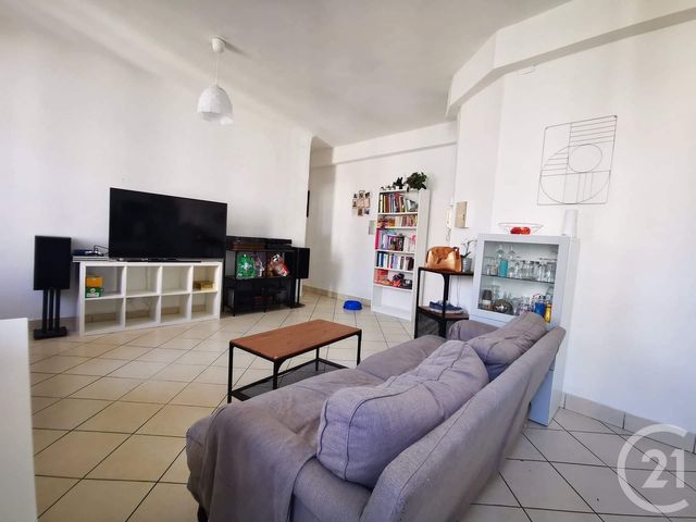 Appartement T3 à vendre - 3 pièces - 66.13 m2 - TOULON - 83 - PROVENCE-ALPES-COTE-D-AZUR - Century 21 Ouest Immo Appartement T3 à vendre - 3 pièces - 66.13 m2 - TOULON - 83 - PROVENCE-ALPES-COTE-D-AZUR - Century 21 Ouest Immo