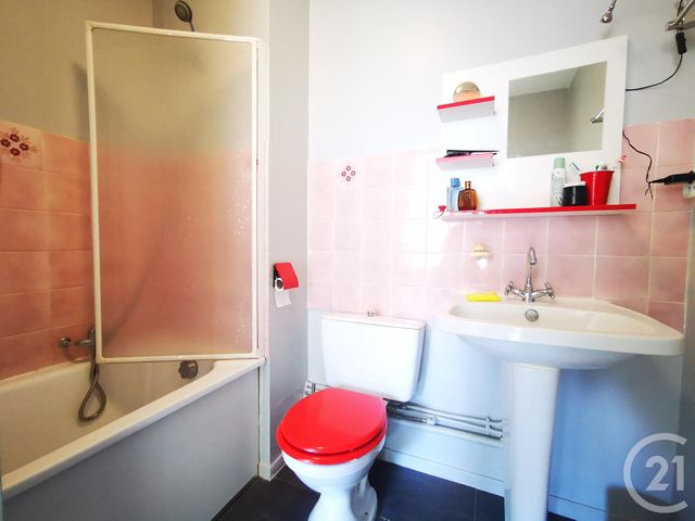 Appartement F1 à vendre - 1 pièce - 31.32 m2 - TOULON - 83 - PROVENCE-ALPES-COTE-D-AZUR - Century 21 Ouest Immo Appartement F1 à vendre - 1 pièce - 31.32 m2 - TOULON - 83 - PROVENCE-ALPES-COTE-D-AZUR - Century 21 Ouest Immo