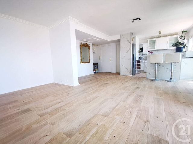 Appartement F4 à vendre - 4 pièces - 76.0 m2 - TOULON - 83 - PROVENCE-ALPES-COTE-D-AZUR - Century 21 Ouest Immo Appartement F4 à vendre - 4 pièces - 76.0 m2 - TOULON - 83 - PROVENCE-ALPES-COTE-D-AZUR - Century 21 Ouest Immo