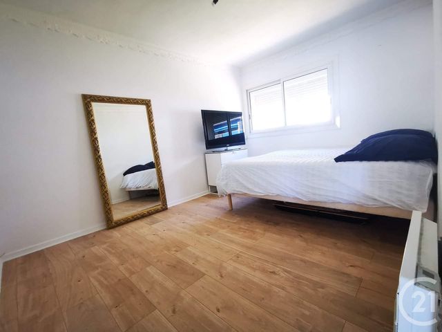 Appartement F4 à vendre - 4 pièces - 76.0 m2 - TOULON - 83 - PROVENCE-ALPES-COTE-D-AZUR - Century 21 Ouest Immo Appartement F4 à vendre - 4 pièces - 76.0 m2 - TOULON - 83 - PROVENCE-ALPES-COTE-D-AZUR - Century 21 Ouest Immo