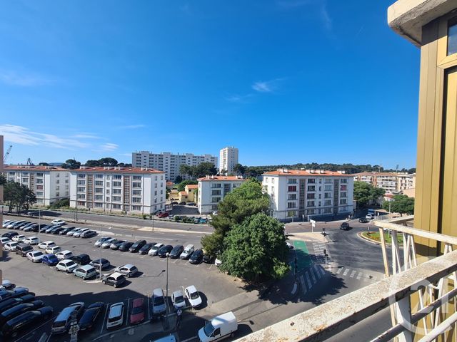 Appartement F3 à vendre - 3 pièces - 64.0 m2 - TOULON - 83 - PROVENCE-ALPES-COTE-D-AZUR - Century 21 Ouest Immo Appartement F3 à vendre - 3 pièces - 64.0 m2 - TOULON - 83 - PROVENCE-ALPES-COTE-D-AZUR - Century 21 Ouest Immo