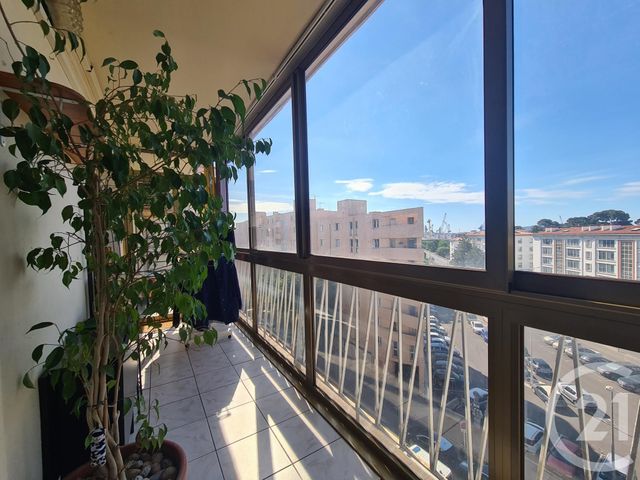 Appartement F3 à vendre - 3 pièces - 64.0 m2 - TOULON - 83 - PROVENCE-ALPES-COTE-D-AZUR - Century 21 Ouest Immo Appartement F3 à vendre - 3 pièces - 64.0 m2 - TOULON - 83 - PROVENCE-ALPES-COTE-D-AZUR - Century 21 Ouest Immo