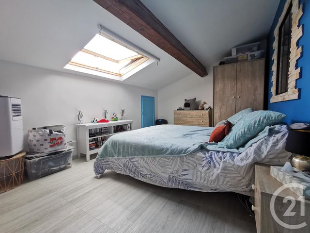 appartement à vendre - 3 pièces - 60.0 m2 - LE BEAUSSET - 83 - PROVENCE-ALPES-COTE-D-AZUR - Century 21 Ouest Immo appartement à vendre - 3 pièces - 60.0 m2 - LE BEAUSSET - 83 - PROVENCE-ALPES-COTE-D-AZUR - Century 21 Ouest Immo