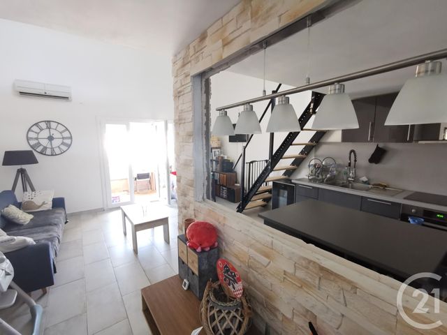 appartement à vendre - 3 pièces - 60.0 m2 - LE BEAUSSET - 83 - PROVENCE-ALPES-COTE-D-AZUR - Century 21 Ouest Immo appartement à vendre - 3 pièces - 60.0 m2 - LE BEAUSSET - 83 - PROVENCE-ALPES-COTE-D-AZUR - Century 21 Ouest Immo