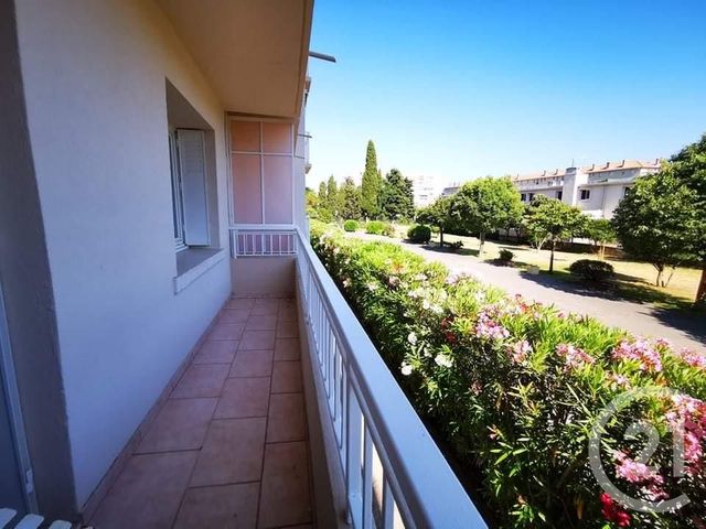 Afficher la photo en grand appartement à vendre - 4 pièces - 67.0 m2 - TOULON - 83 - PROVENCE-ALPES-COTE-D-AZUR - Century 21 Ouest Immo