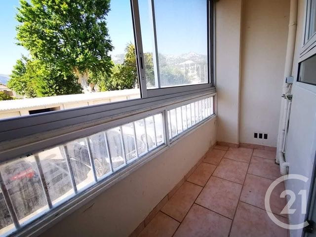 Afficher la photo en grand appartement à vendre - 4 pièces - 67.0 m2 - TOULON - 83 - PROVENCE-ALPES-COTE-D-AZUR - Century 21 Ouest Immo