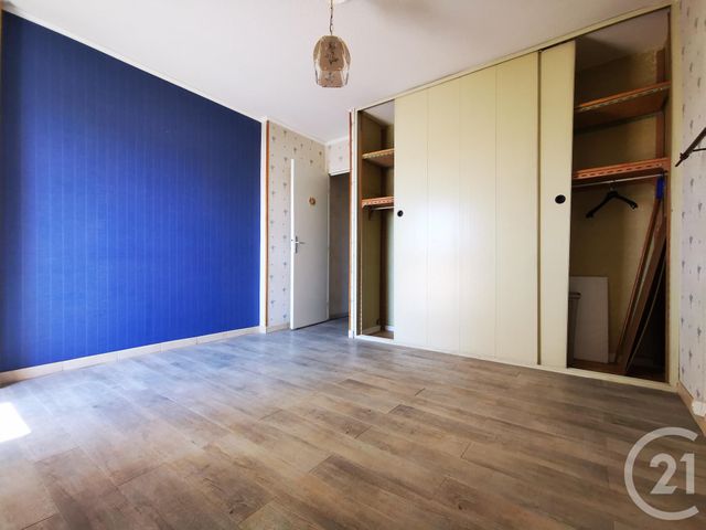Afficher la photo en grand Appartement F4 à vendre - 4 pièces - 70.0 m2 - TOULON - 83 - PROVENCE-ALPES-COTE-D-AZUR - Century 21 Ouest Immo