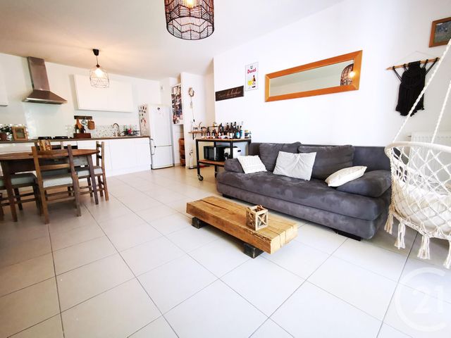 Afficher la photo en grand Appartement F3 à vendre - 3 pièces - 58.74 m2 - TOULON - 83 - PROVENCE-ALPES-COTE-D-AZUR - Century 21 Ouest Immo