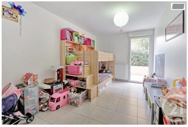 Afficher la photo en grand Appartement F4 à vendre - 4 pièces - 100.0 m2 - TOULON - 83 - PROVENCE-ALPES-COTE-D-AZUR - Century 21 Ouest Immo