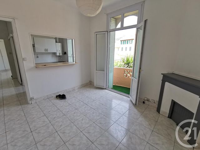 Afficher la photo en grand Appartement F2 à louer - 2 pièces - 36.51 m2 - TOULON - 83 - PROVENCE-ALPES-COTE-D-AZUR - Century 21 Ouest Immo