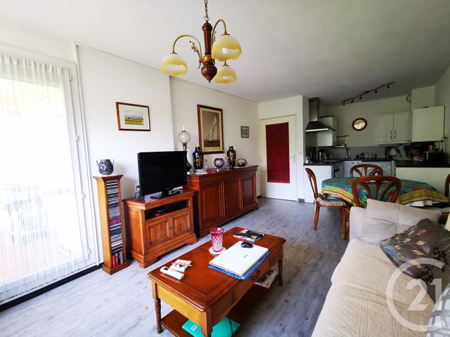 Afficher la photo en grand Appartement F2 à vendre - 2 pièces - 43.2 m2 - TOULON - 83 - PROVENCE-ALPES-COTE-D-AZUR - Century 21 Ouest Immo