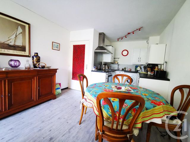 Afficher la photo en grand Appartement F2 à vendre - 2 pièces - 43.2 m2 - TOULON - 83 - PROVENCE-ALPES-COTE-D-AZUR - Century 21 Ouest Immo