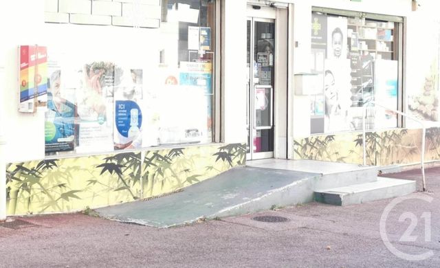 commerce à vendre - 48.0 m2 - TOULON - 83 - PROVENCE-ALPES-COTE-D-AZUR - Century 21 Ouest Immo