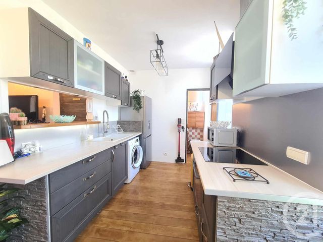 Appartement T2 à vendre - 2 pièces - 39.57 m2 - TOULON - 83 - PROVENCE-ALPES-COTE-D-AZUR - Century 21 Ouest Immo