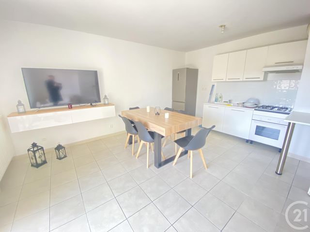 Appartement T2 à vendre - 2 pièces - 42.0 m2 - TOULON - 83 - PROVENCE-ALPES-COTE-D-AZUR - Century 21 Ouest Immo
