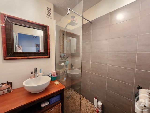 Appartement T2 à vendre - 2 pièces - 48.6 m2 - TOULON - 83 - PROVENCE-ALPES-COTE-D-AZUR - Century 21 Ouest Immo