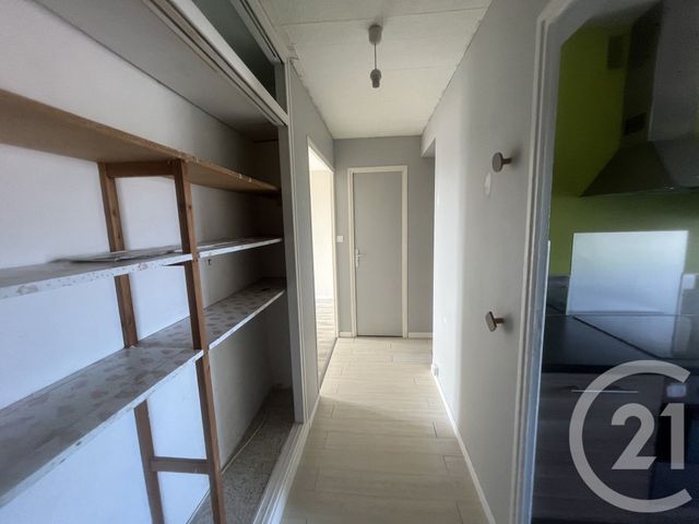 Appartement T2 à vendre - 2 pièces - 48.6 m2 - TOULON - 83 - PROVENCE-ALPES-COTE-D-AZUR - Century 21 Ouest Immo