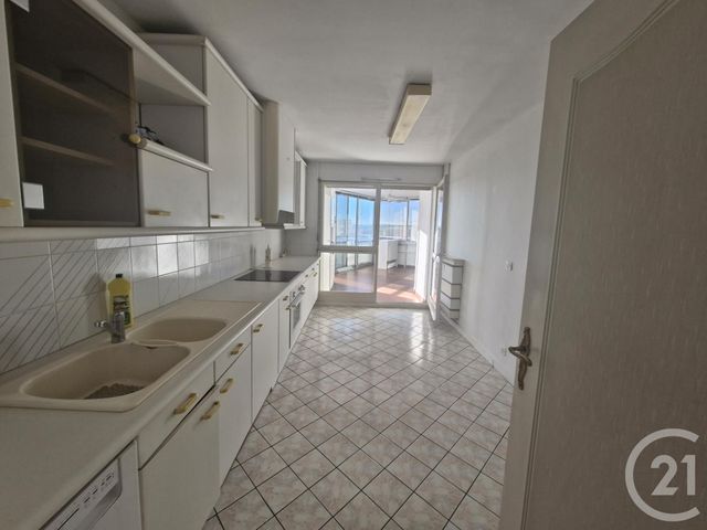 Appartement F4 à louer - 4 pièces - 103.2 m2 - TOULON - 83 - PROVENCE-ALPES-COTE-D-AZUR - Century 21 Ouest Immo