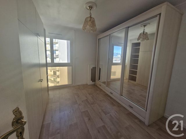 Appartement F4 à louer - 4 pièces - 103.2 m2 - TOULON - 83 - PROVENCE-ALPES-COTE-D-AZUR - Century 21 Ouest Immo