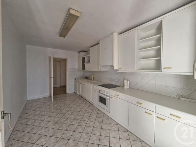 Appartement F4 à louer - 4 pièces - 103.2 m2 - TOULON - 83 - PROVENCE-ALPES-COTE-D-AZUR - Century 21 Ouest Immo