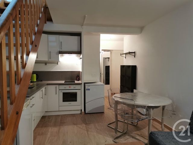 Appartement F2 à louer - 2 pièces - 29.25 m2 - TOULON - 83 - PROVENCE-ALPES-COTE-D-AZUR - Century 21 Ouest Immo