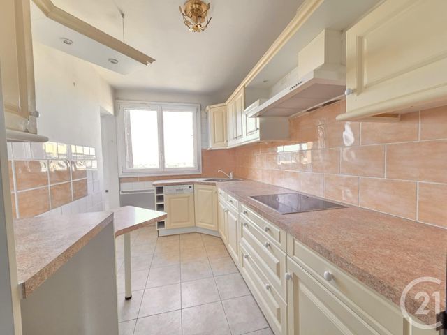 Afficher la photo en grand Appartement à vendre - 3 pièces - 72.0 m2 - TOULON - 83 - PROVENCE-ALPES-COTE-D-AZUR - Century 21 Ouest Immo