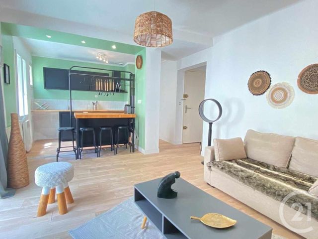 Appartement F2 à louer - 2 pièces - 38.0 m2 - TOULON - 83 - PROVENCE-ALPES-COTE-D-AZUR - Century 21 Ouest Immo
